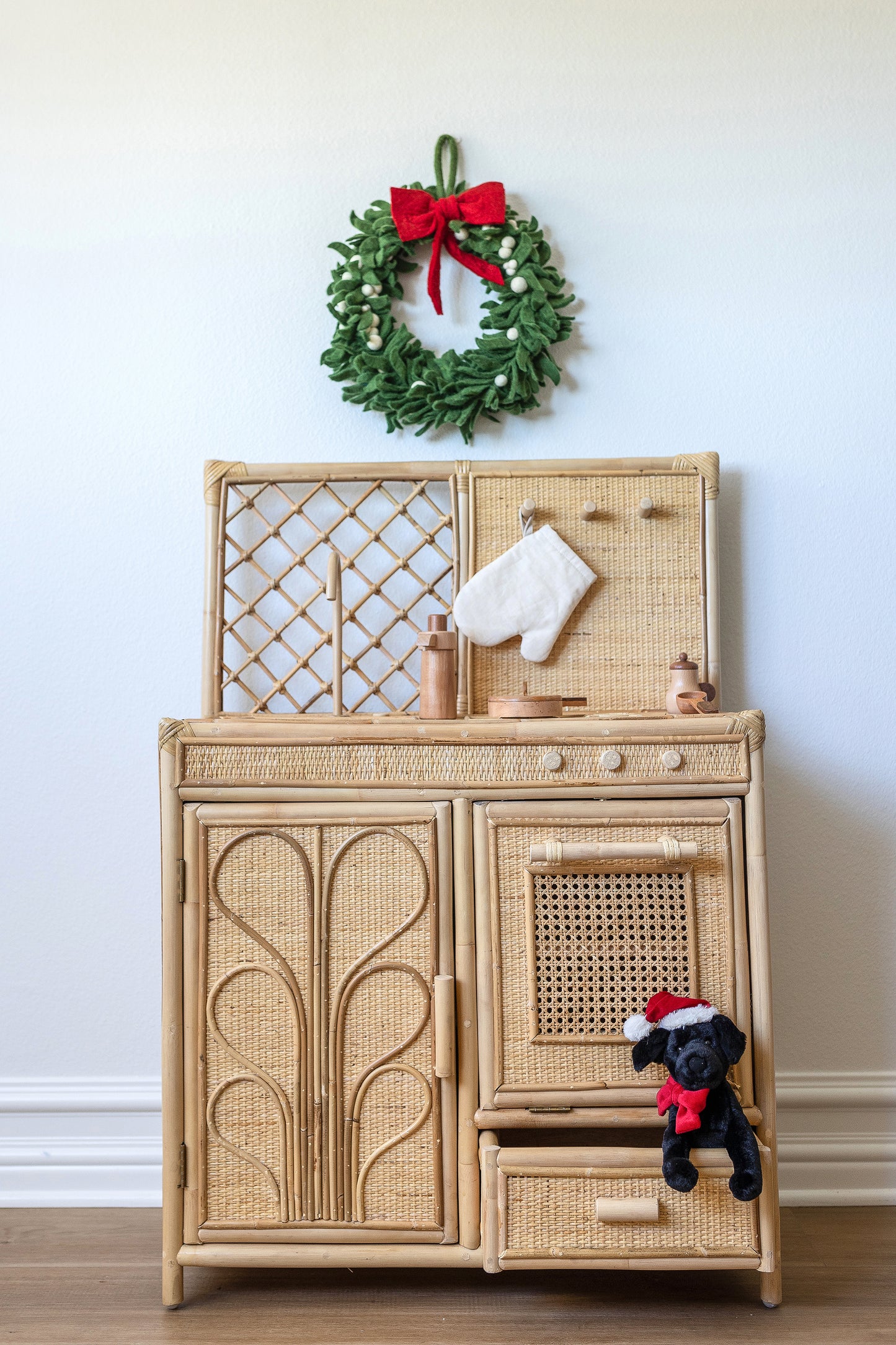 Hope Rattan Kitchenette
