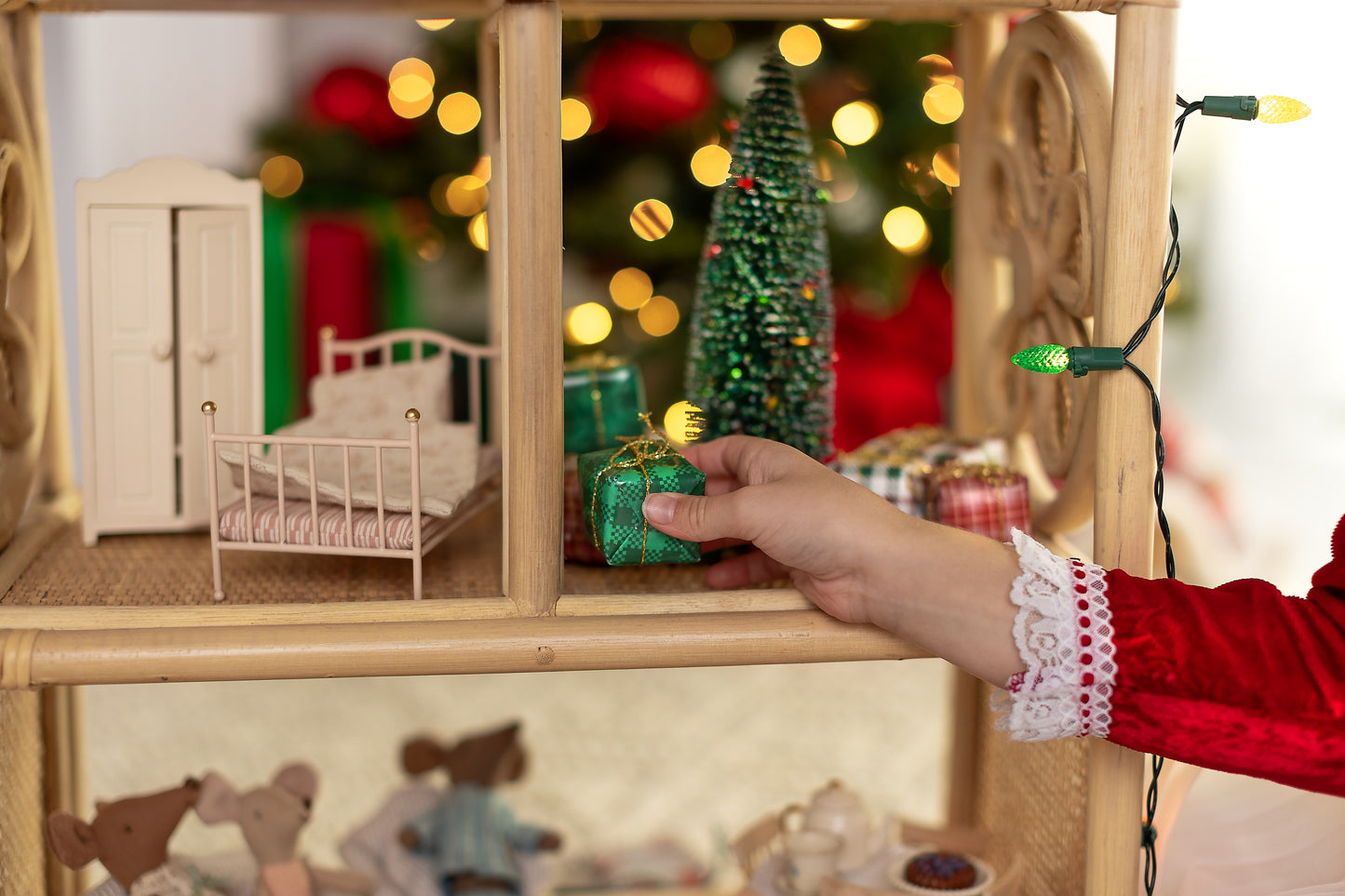 Daisy Haven Dollhouse