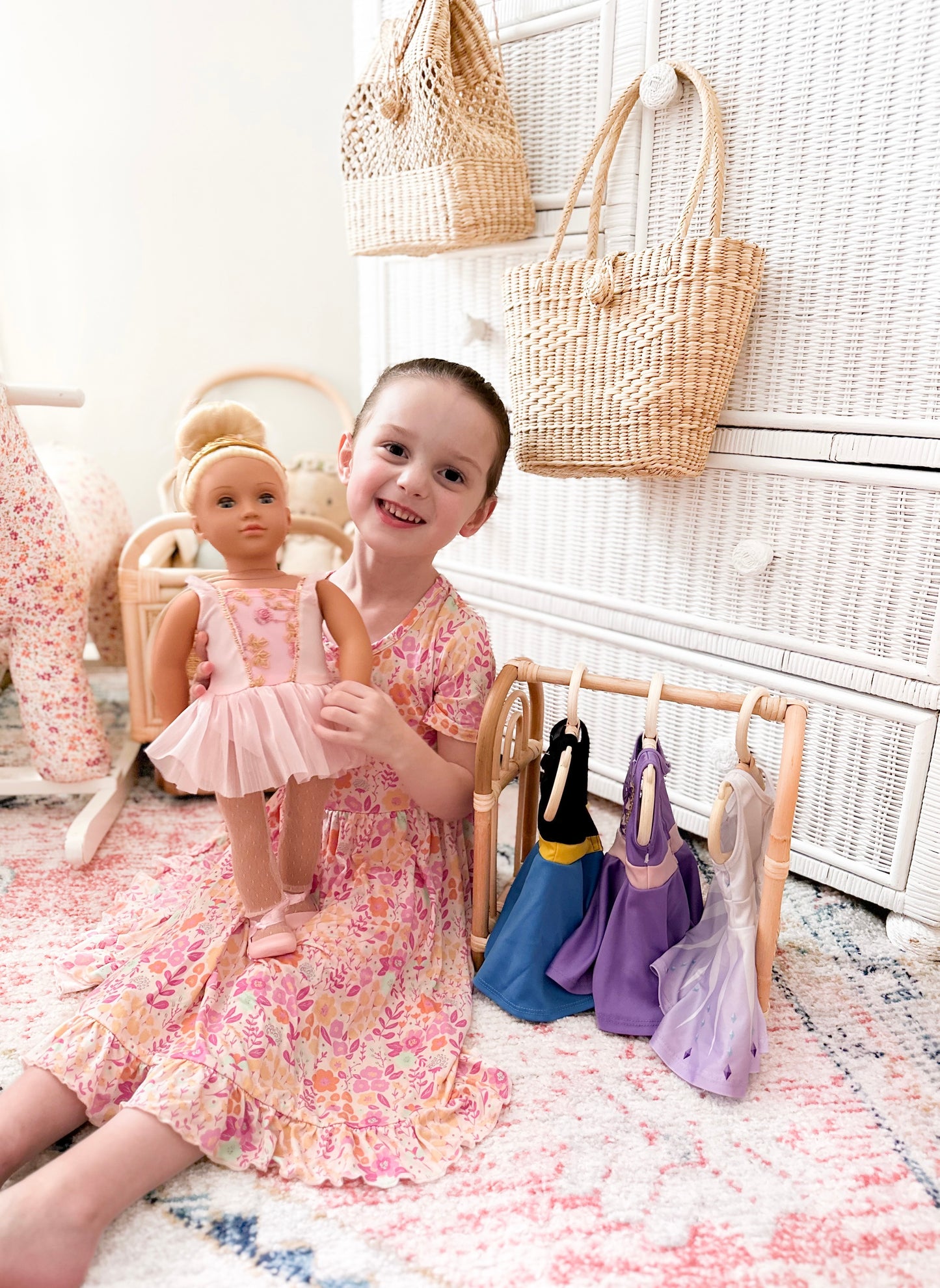 Ariana Doll Clothing Rack (Hangers Not Included)