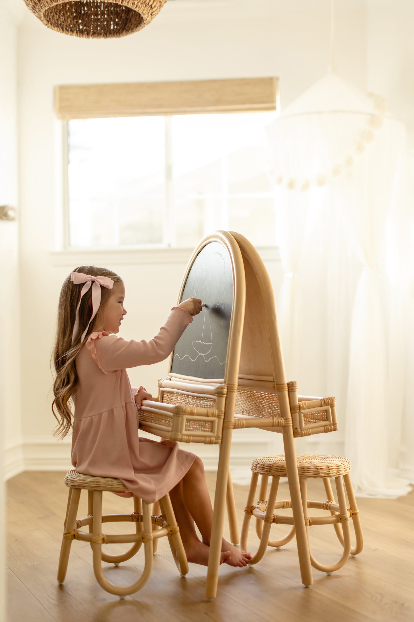 Leo's Learning Station