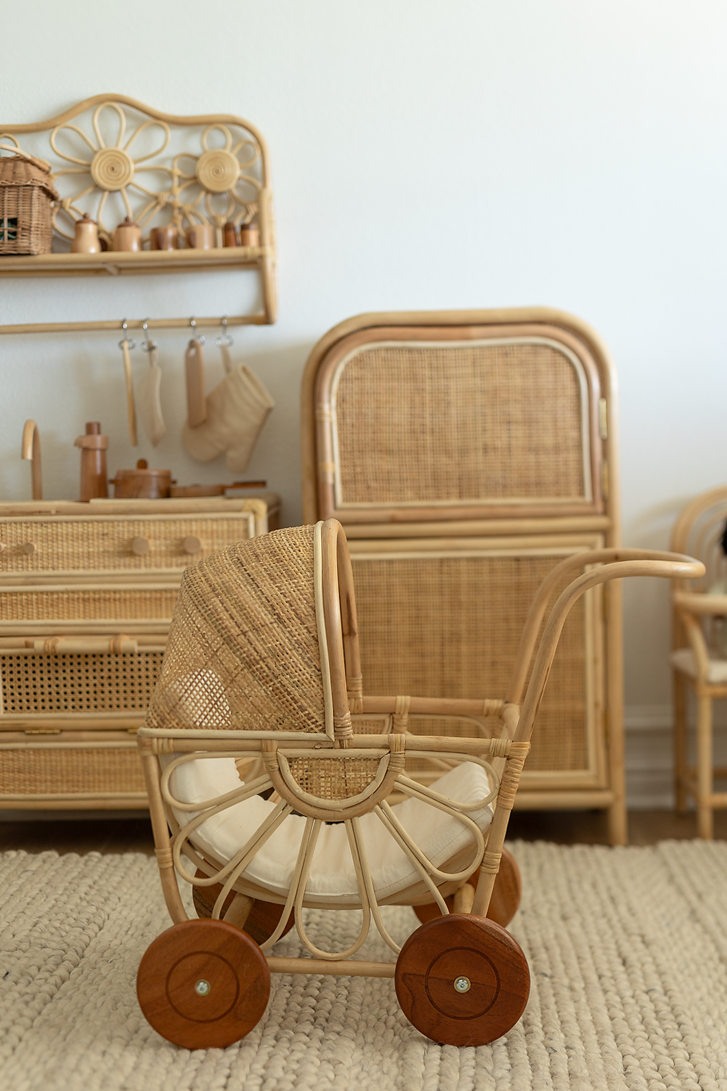 Rattan pram shop