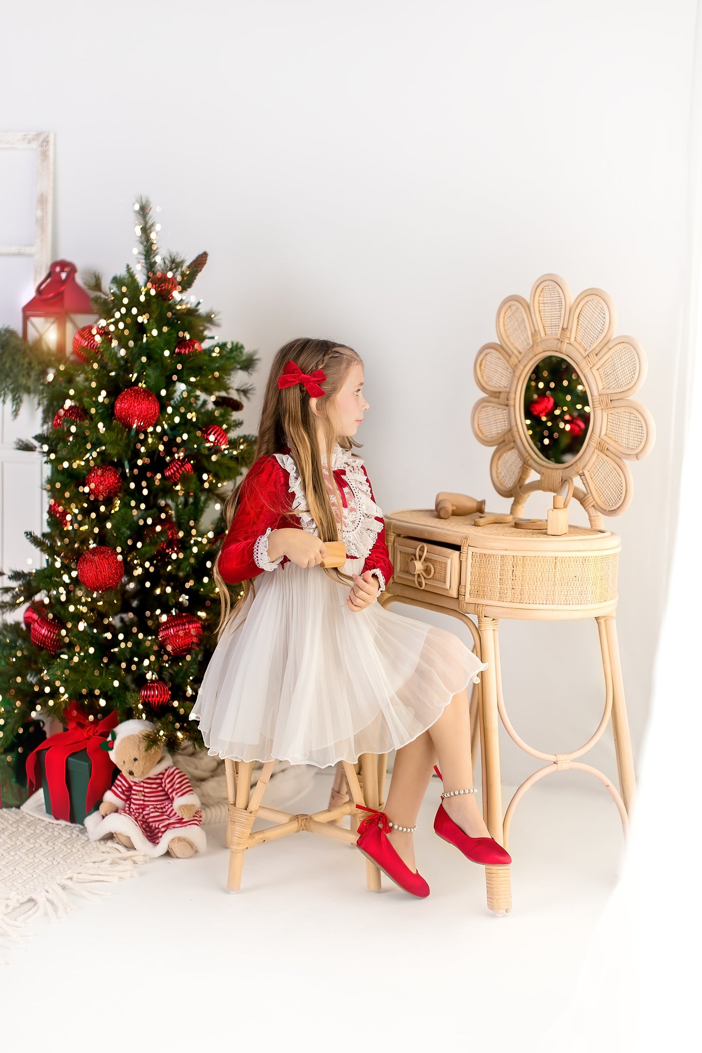 Delightful Daisy Children's Vanity Set