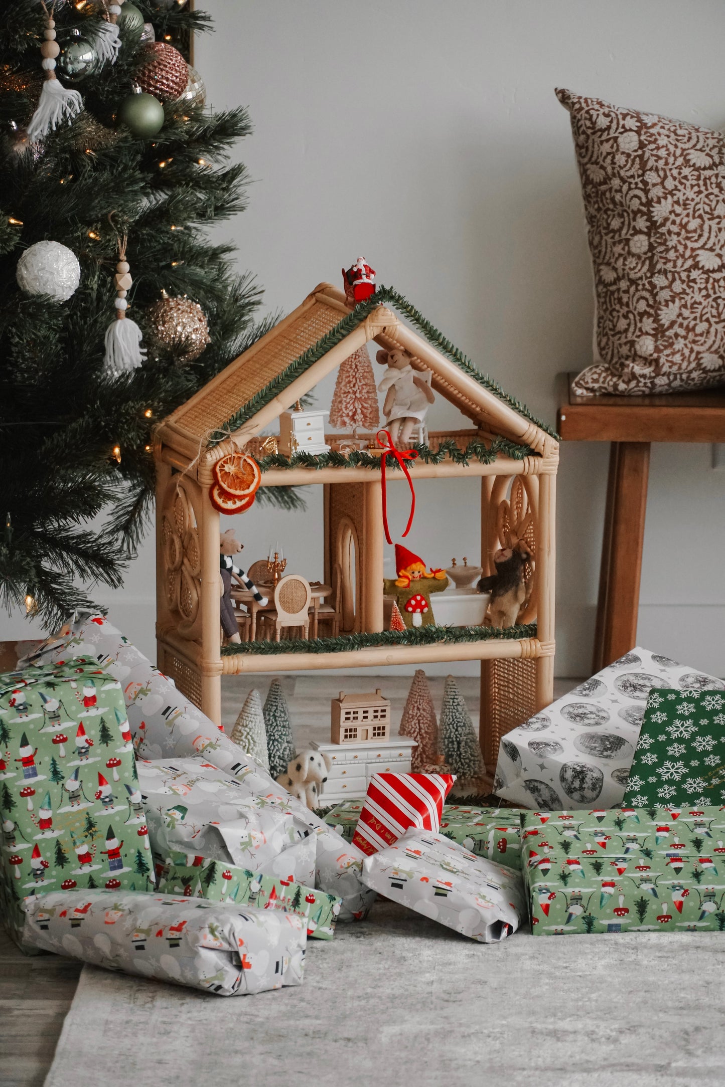 Daisy Haven Dollhouse