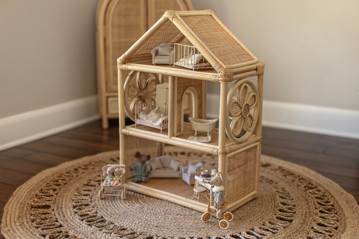 Daisy Haven Dollhouse