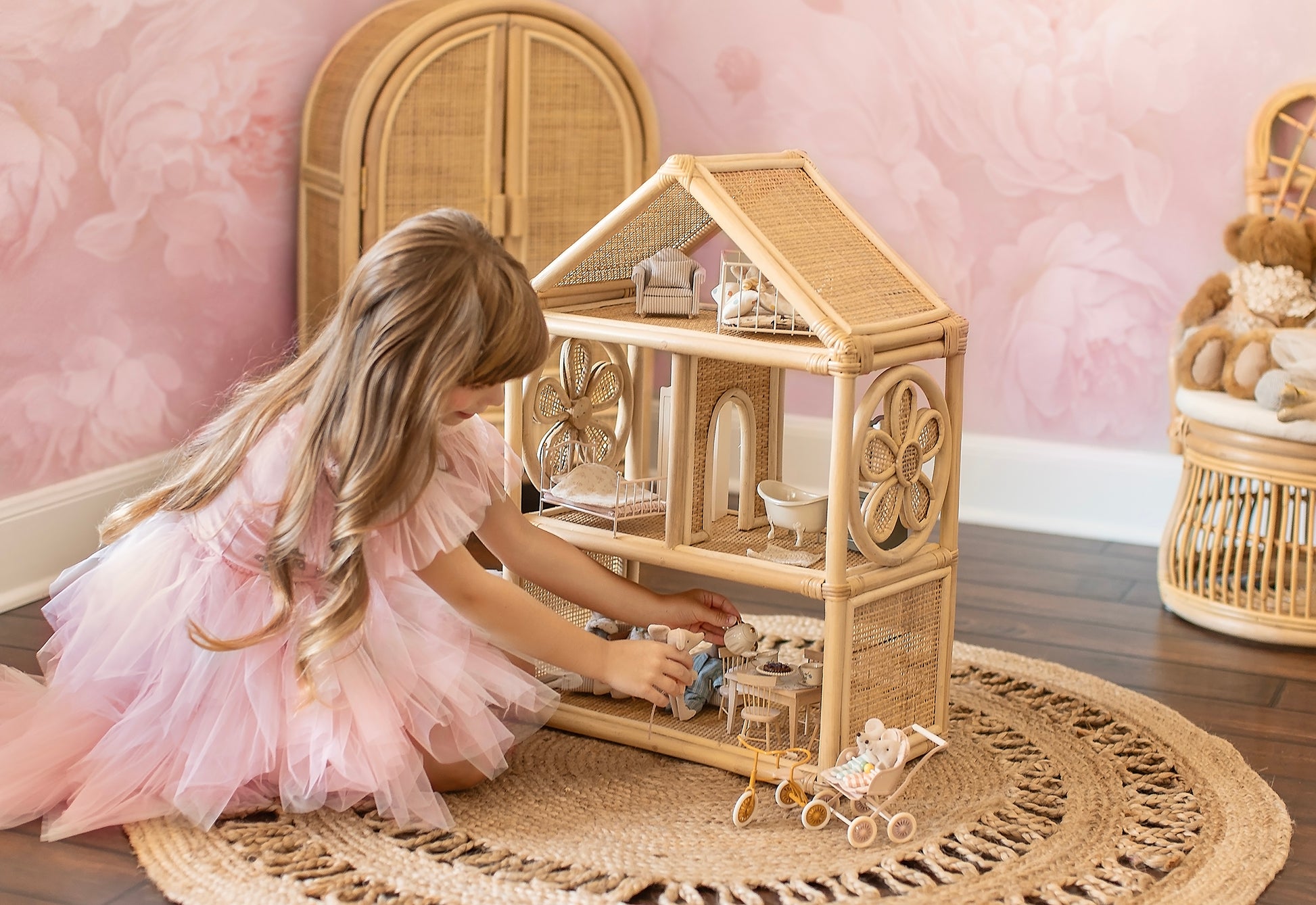 dieffenbachia dollhouse Daisy Haven Dollhouse – Lila & Leo