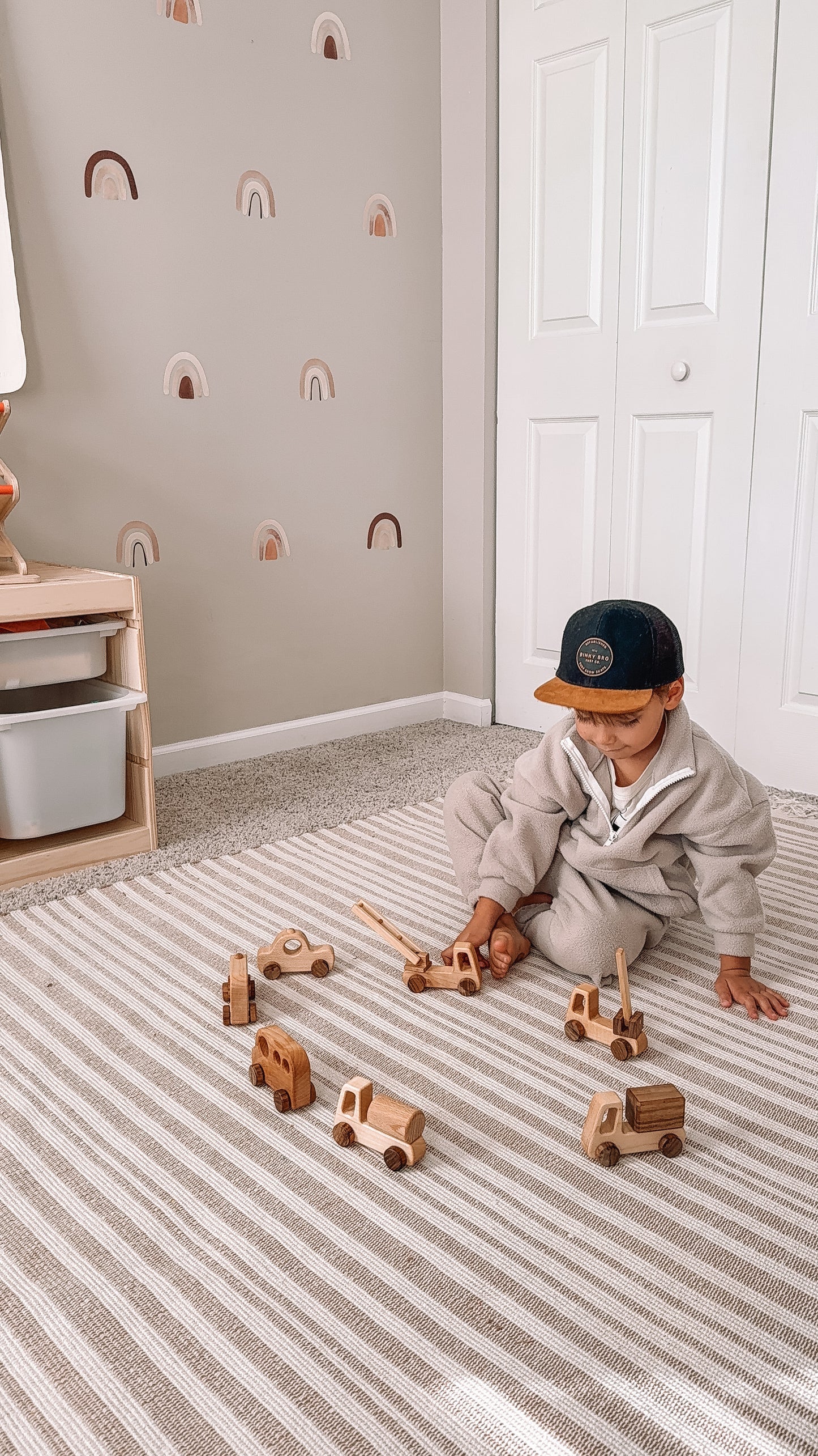 Leo's 7pc Wooden Cars & Trucks Set