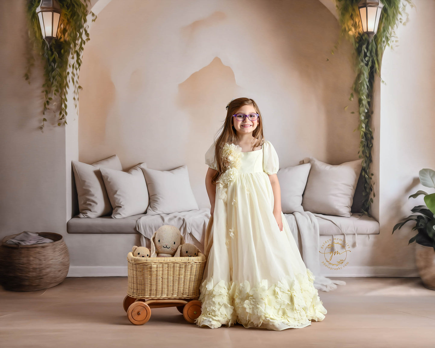 Theo Rattan Wagon